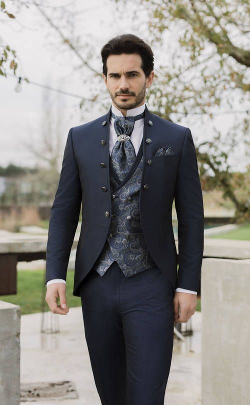 Traje de novio 2027 elegante para boda modelo 2