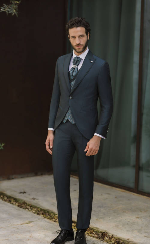 Traje de novio 2027 elegante para boda modelo 7